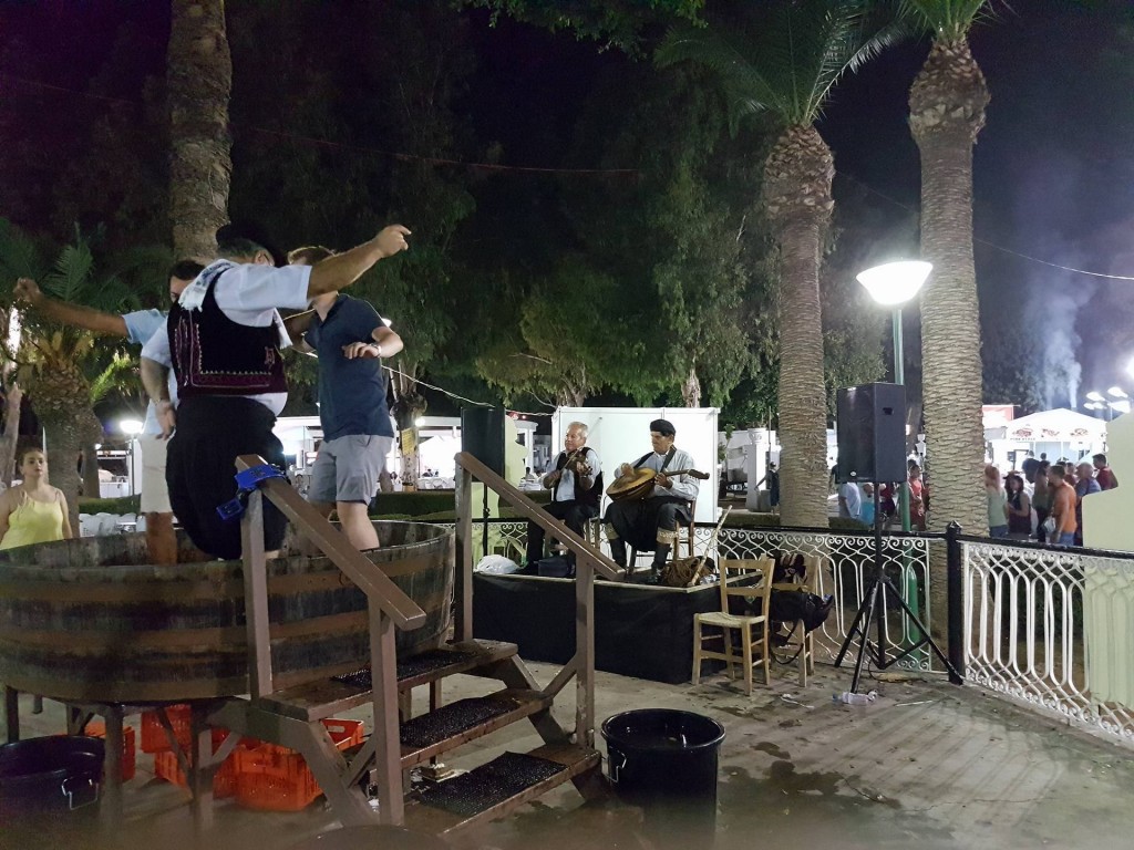 リマソルワインフェスティバル開催中（Limassol Wine Festival 2019) キプロスローカル情報ブログ